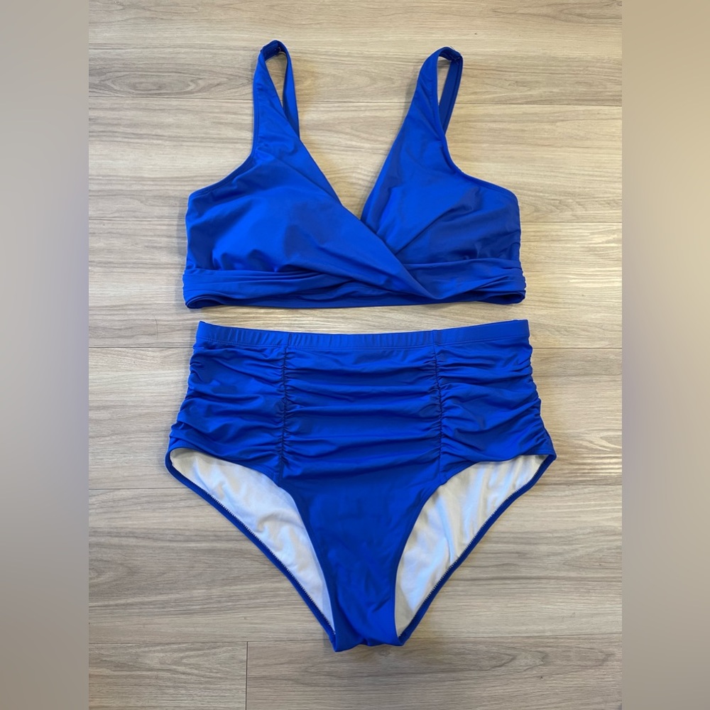Excellent Condition - Plus Size High Waisted Bikini w/Tummy Control (20W)